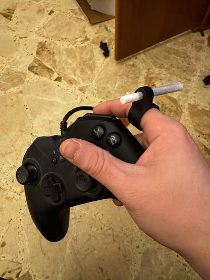 Gamer Konfor Seti Cips Maşası ve Sigara Tutacağı – Oyuncular İçin Pratik Oyun Aksesuarı, Mouse Kullanırken Atıştırmalık Tutucu Set
