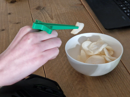 Gamer Konfor Seti Cips Maşası ve Sigara Tutacağı – Oyuncular İçin Pratik Oyun Aksesuarı, Mouse Kullanırken Atıştırmalık Tutucu Set
